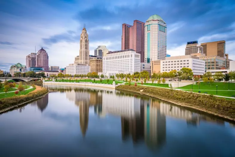 Columbus, Ohio, USA skyline on the Scioto River